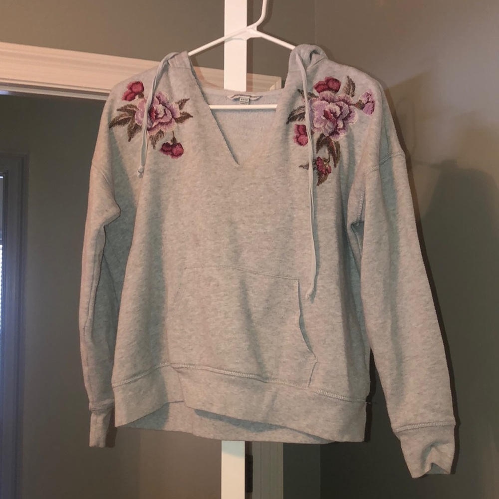 American Eagle sweatshirt